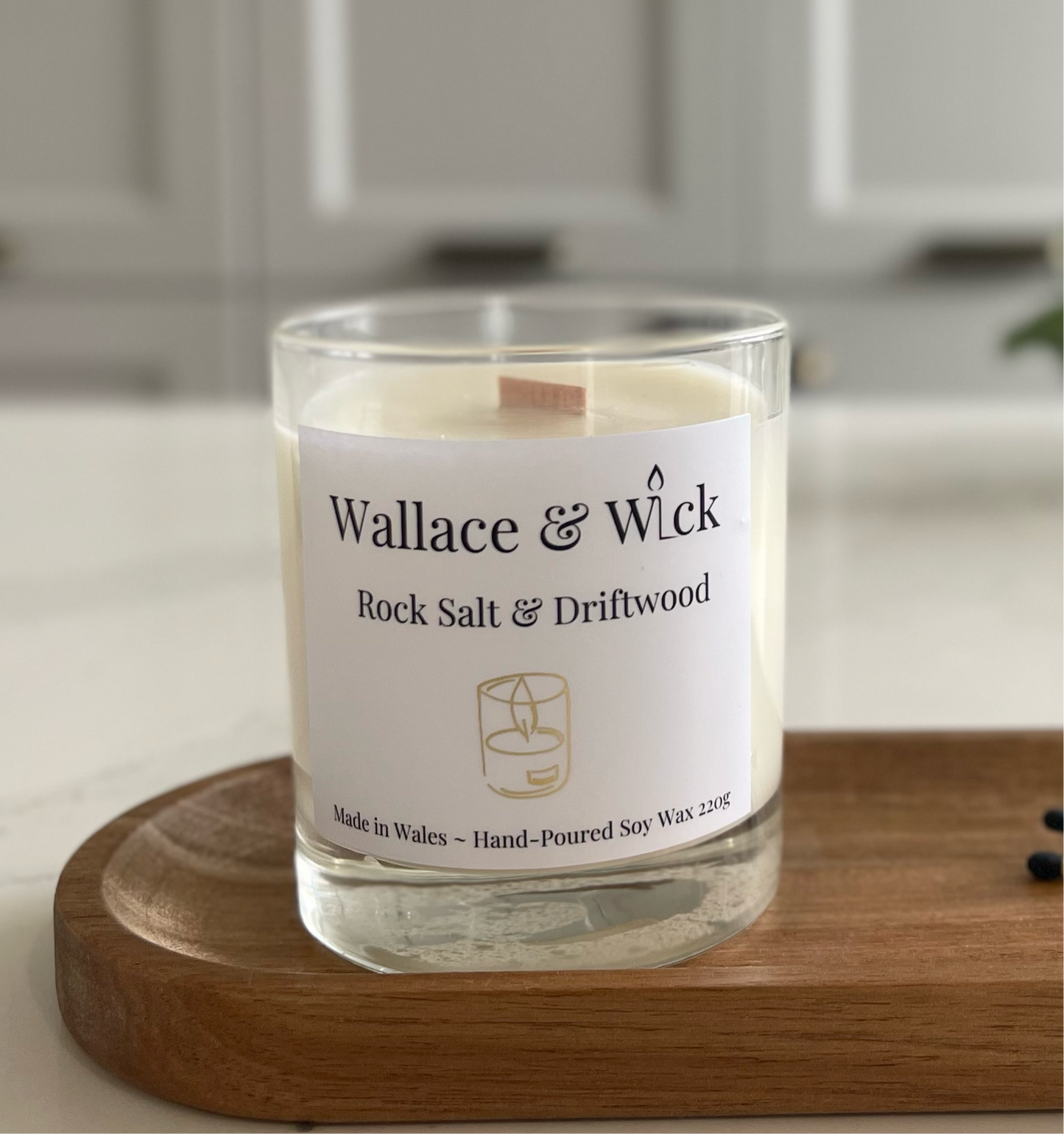 Rock Salt & Driftwood Scented Wood Wick Candle